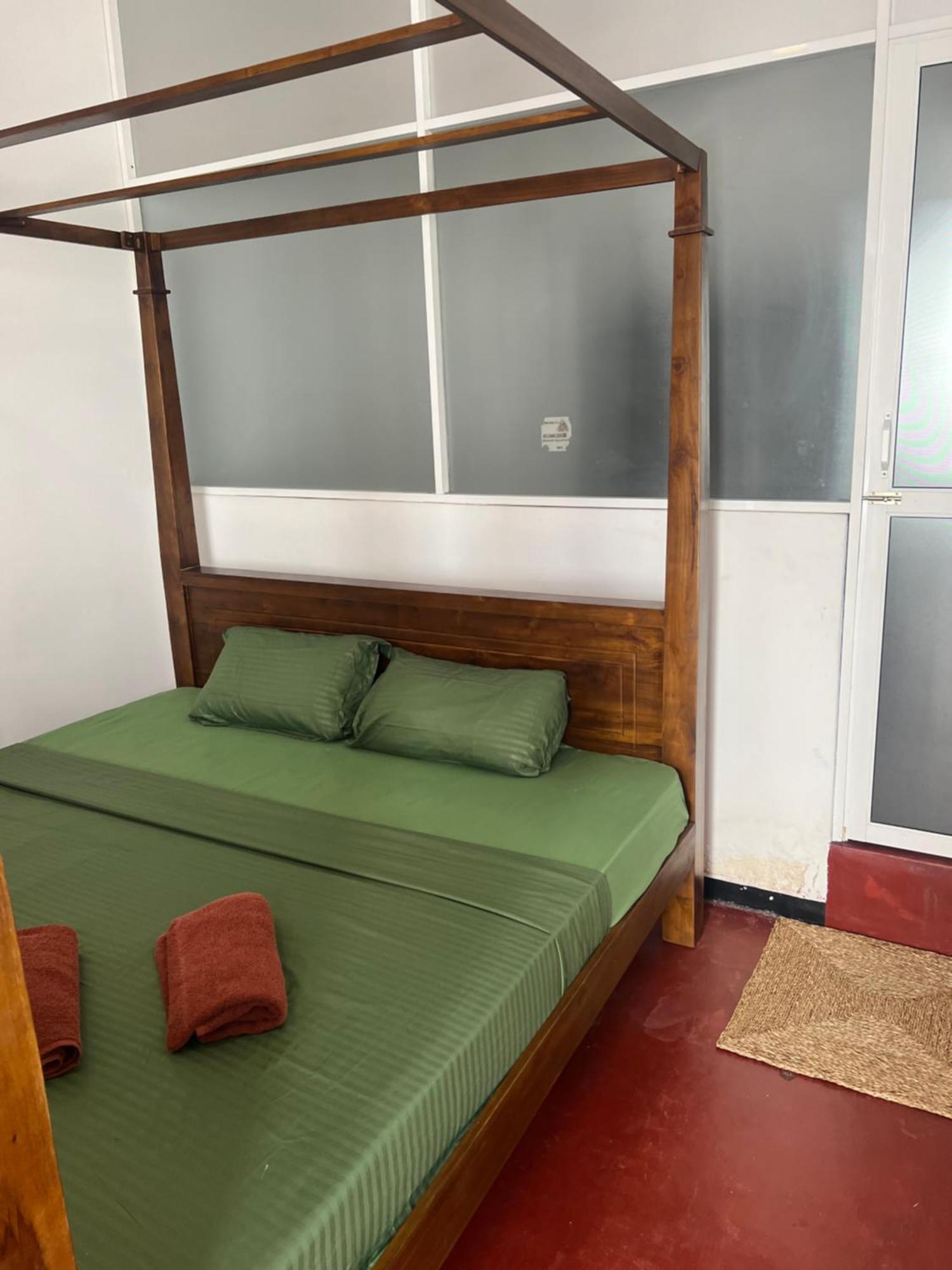 Hari Hari Hostel 韦利格默 外观 照片