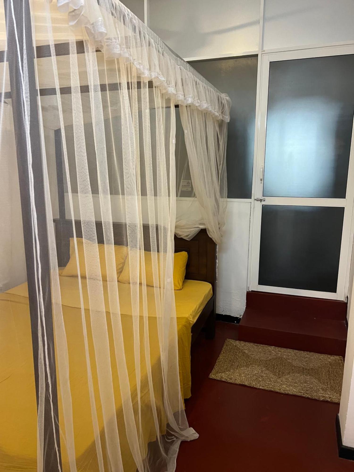 Hari Hari Hostel 韦利格默 外观 照片